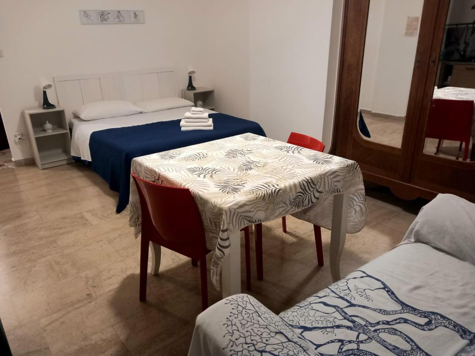 Casa Carina In Centro Apartment Palermo Luaran gambar